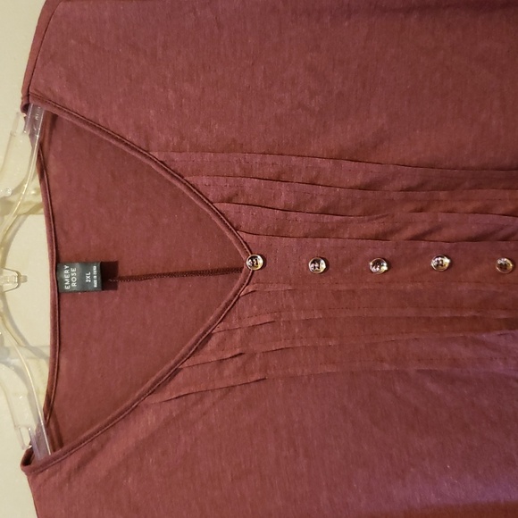 NEW EMERY ROSE Plus Button Front Pleated Short Sleeve Tee Size 2XL (16) - Picture 3 of 9